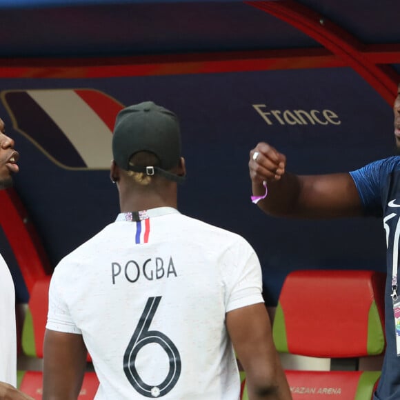 Paul Pogba et ses frères Florentin Pogba et Mathias Pogba - Célébrités dans les tribunes opposant la France à l'Argentine lors des 8ème de finale de la Coupe du monde à Kazan en Russie le 30 juin 2018 © Cyril Moreau/Bestimage 