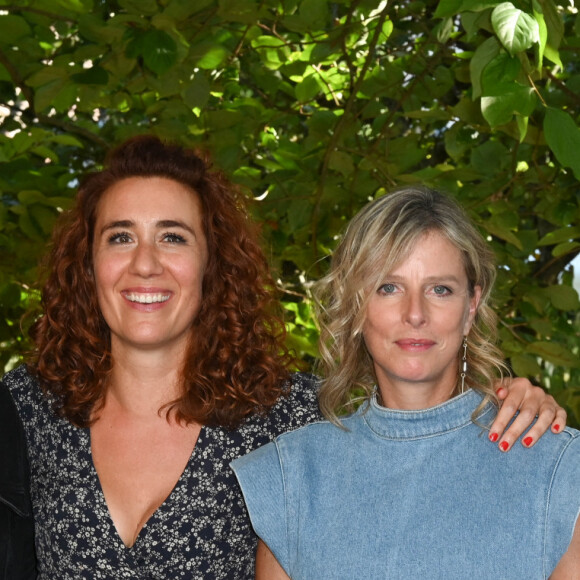 Grégory Gadebois, Lauriane Escaffre, Karin Viard et Yvonnick Muller au photocall du film "Maria rêve" lors du 15ème festival du film francophone de Angoulême, France, le 27 août 2022