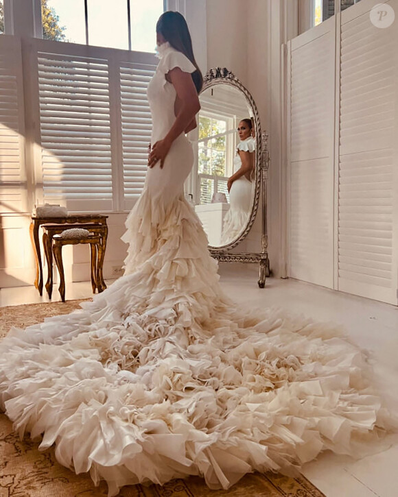 Jennifer Affleck (Lopez) partage les photos de sa robe de mariée Ralph Lauren sur son site, le 24 août 2022. Jennifer Affleck (Lopez) et B.Affleck ont réuni leurs proches et leurs familles dans le domaine de Riceboro, à Savannah en Georgie, appartenant à l'acteur, le 20 août 2022.