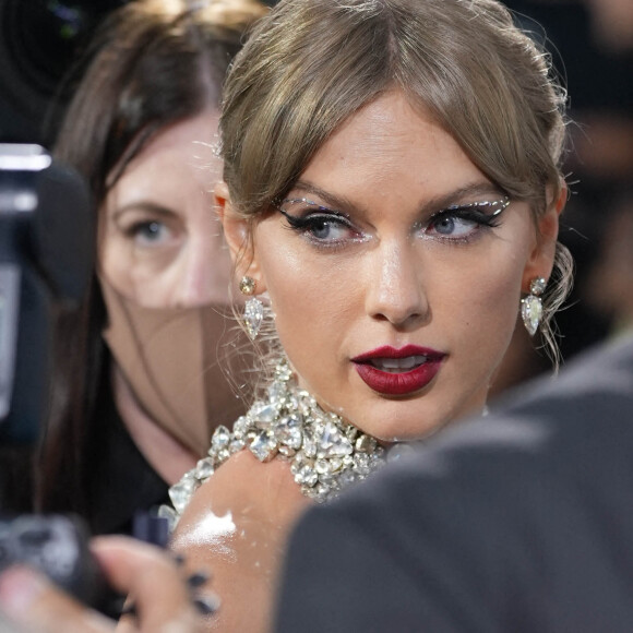 Taylor Swift - Photocall des Video Music Awards (VMA) au Prudential Center à Newark le 28 août 2022. 