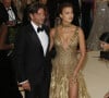 Bradley Cooper et sa femme Irina Shayk Met Gala (Met Ball, Costume Institute Benefit) 2018 célébrant l'ouverture de l'exposition Heavenly Bodies: Fashion and the Catholic Imagination, au Metropolitan Museum of Art à New York, le 7 mai 2018. © Charles Guerin / BestimageUSA