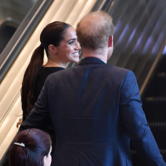 Le prince Harry, duc de Sussex et Meghan Markle, duchesse de Sussex, lors de la célébration du "Nelson Mandela International Day" au siège de l'ONU à New York. Le Prix Nelson Mandela des Nations Unies 2020 a été décerné à Mme Marianna V. Vardinoyannis de Grèce et au Dr Morissanda Kouyate de Guinée. New York, le 18 juillet 2022.