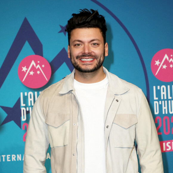 Kev Adams au photocall de la soirée de compétition du Festival international du film de comédie de l'Alpe d'Huez, France. © Dominique Jacovides/Bestimage 