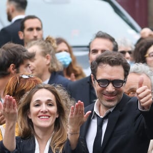 Victoria Bedos, Nicolas Bedos - Sorties - Hommage à Guy Bedos en l'église de Saint-Germain-des-Prés à Paris le 4 juin 2020.