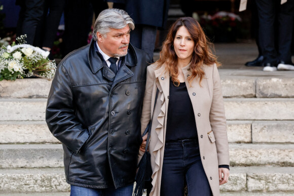 David Douillet et sa femme Vanessa - Sorties des obsèques de Jean-Pierre Pernaut en la Basilique Sainte-Clotilde à Paris le 9 mars 2022. © Cyril Moreau/Bestimage