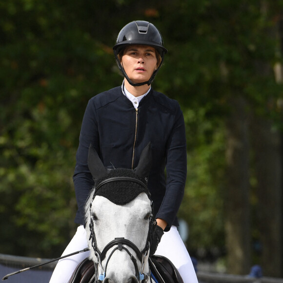 Marina Hands sur Copyright en détente du Prix Geberit lors de la 8ème édition du "Longines Paris Eiffel Jumping" au Champ de Mars à Paris, France, le 26 juin 2022. © Perusseau-Gorassini-Tribeca / Bestimage 