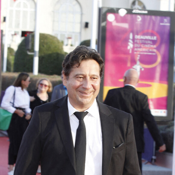 Laurent Gerra - Cérémonie d'ouverture de la 48e édition du Festival du Cinéma Américain de Deauville, le 2 septembre 2022. © Denis Guignebourg/Bestimage