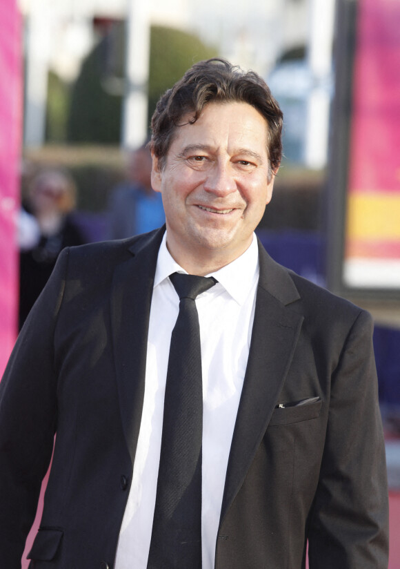 Laurent Gerra - Cérémonie d'ouverture de la 48e édition du Festival du Cinéma Américain de Deauville, le 2 septembre 2022. © Denis Guignebourg/Bestimage