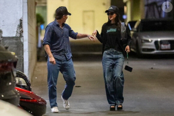 Brooklyn Beckham et sa femme Nicola Peltz sortent dîner à Los Angeles, le 10 août 2022.