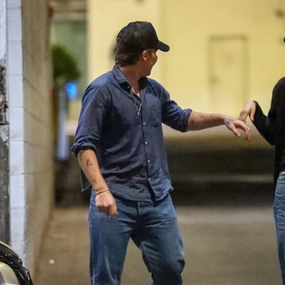 Brooklyn Beckham et sa femme Nicola Peltz sortent dîner à Los Angeles, le 10 août 2022.