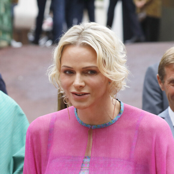 La princesse Charlene de Monaco durant le traditionnel Pique-nique des monégasques au parc princesse Antoinette à Monaco le 6 septembre 2019. Cette année, l'événement a du être légérement raccourci à cause de la pluie, la famille princière était entourée par Monseigneur Barsi, le maire de Monaco M. Georges Marsan, par leurs cousins Jean-Léonard de Massy, son fils Melchior et Mélanie De Massy. © Claudia Albuquerque/Bestimage 