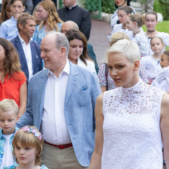 La princesse Charlene de Monaco, le prince Albert II de Monaco, le prince Jacques de Monaco, marquis des Baux, la princesse Gabriella de Monaco, comtesse de Carladès - La famille princière de Monaco lors du traditionnel Pique-nique des monégasques au parc princesse Antoinette à Monaco le 3 septembre 2022. © Olivier Huitel/Pool Monaco/Bestimage 