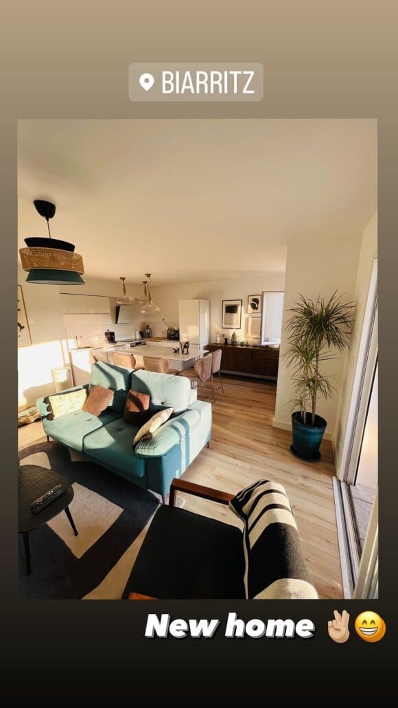 Sophie Tapie : son nouveau compagnon célèbre dévoile l'intérieur de leur nouvel appartement à Biarritz, joliment décoré et tellement cosy