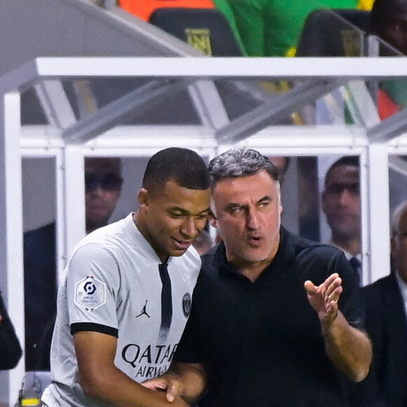 Kylian Mbappé ( 7 - PSG ) - Christophe Galtier ( entraineur PSG ) - lors du match de championnat de Ligue 1 Uber Eats opposant FC Nantes au Paris Saint-Germain (PSG) au stade de la Beaujoire–Louis Fonteneau à Nantes, France, le 3 septembre 2022. Le PSG a gagné 3-0. © Federico Pestellini/Panoramic/Bestimage