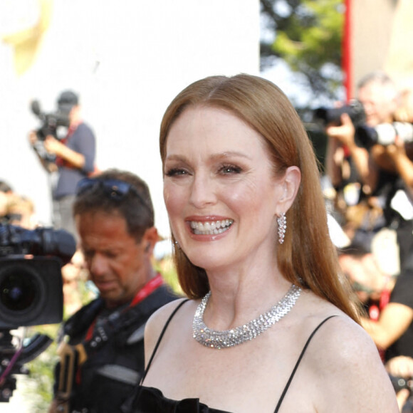 Julianne Moore (robe Céline) - Arrivées à la première du film "The Eternal Daughter" lors de la 79ème édition du festival international du film de Venise (La Mostra), Italie, le 6 septembre 2022. © Action Press/Bestimage