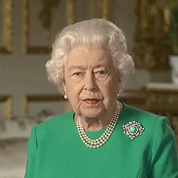 Intervention télévisée de la reine Elisabeth II d'Angleterre à propos de l'épidémie de coronavirus (COVID-19) aux habitants du Royaume Uni et du Commonwealth le 5 avril 2020. © Cyril Moreau / Bestimage 