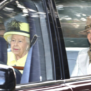 La reine Elisabeth II d'Angleterre et Sophie Rhys-Jones, comtesse de Wessex - La famille royale britannique assiste à la messe dominicale en l'église Sainte-Marie-Madeleine, à Sandringham, le 29 décembre 2019. © Imago / Panoramic / Bestimage 