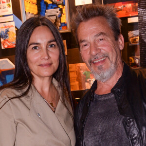 Exclusif - Florent Pagny et sa femme Azucena Caamaño - Première du spectacle "Lost in Buenos Aires" à l'Européen à Paris. © Rachid Bellak / Bestimage