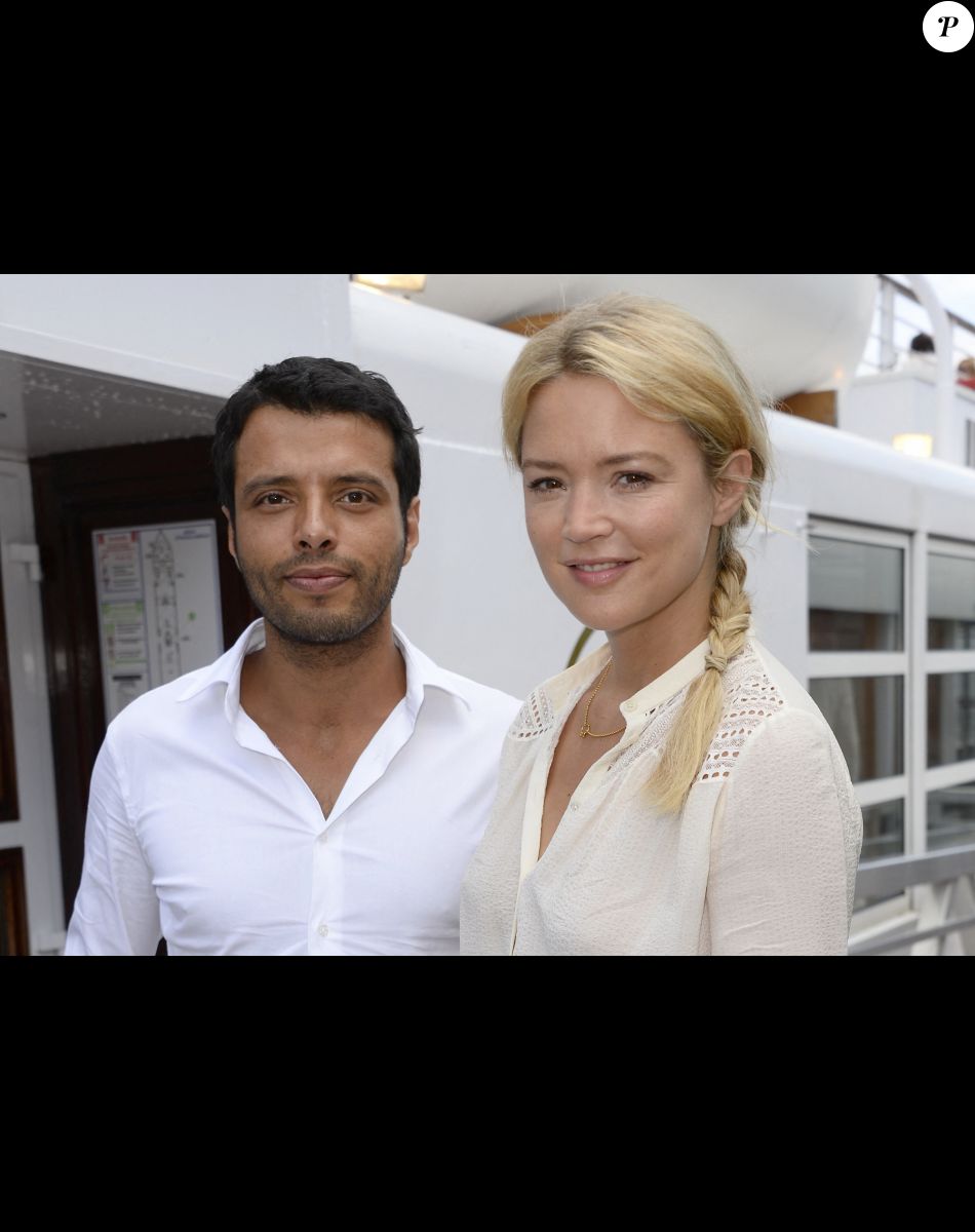 Virginie Efira et son compagnon Mabrouk El Mechri - La 4ème édition du "Brunch Blanc" sur le bateau "L'Excellence" à Paris, le 29 juin 2014.