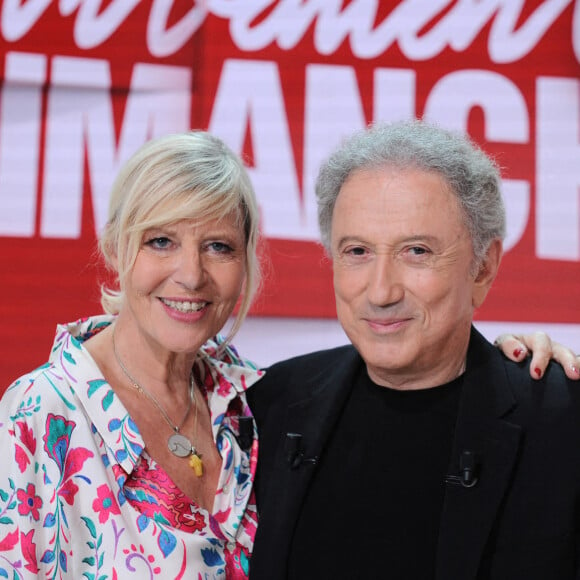 Exclusif - Michel Drucker et Chantal Ladesou - Enregistrement de l'émission "Vivement Dimanche" au Studio Gabriel à Paris, présentée par M.Drucker et diffusée le 18 septembre sur France 3 © Guillaume Gaffiot / Bestimage