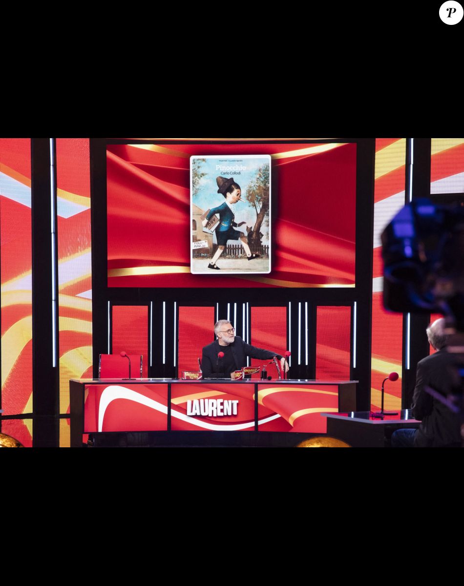 Exclusif - Laurent Ruquier - Enregistrement de l'émission "Les Grosses Têtes Prime", présentée par L.Ruquier et diffusée le 2 octobre à 21h05 sur France 2. Les Grosses Têtes vous invitent à une nouvelle soirée placée sous le signe de l'humour, ce samedi. Culture générale, jeux en pagaille, happening en tous genres... L.Ruquier met le paquet pour vous faire passer une soirée que vous n'êtes pas prêts d'oublier ! Comme d'habitude, des invités de haut niveau viendront jouer avec nos Grosses Têtes. © Jack Tribeca / Bestimage