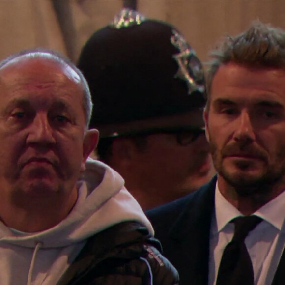 David Beckham rend un dernier hommage à la reine Elizabeth II d'Angleterre à Westminster Hall à Londres, le le 16 septembre 2022. L'ancien footballeur a attendu son tour dans la file d'attente au milieu des Britanniques et des touristes. Les funérailles de la souveraine se dérouleront le 19 septembre 2022. 
