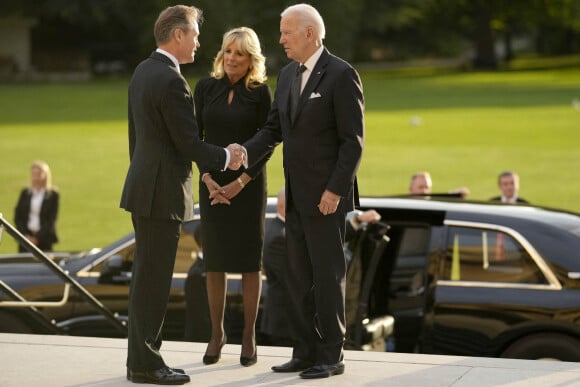 Le président des Etats-Unis Joe Biden et la première dame Jill Biden - Les chefs d'Etats et les invités arrivent à la réception donnée par le roi d'Angleterre à Buckingham Palace, à la veille des funérailles de la reine Elizabeth II d'Angleterre, le 18 septembre 2022.