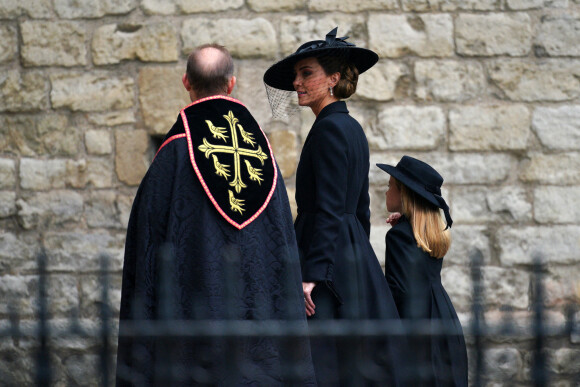 Kate Middleton et la princesse Charlotte - Service funéraire à l'Abbaye de Westminster pour les funérailles d'Etat de la reine Elizabeth II d'Angleterre. Londres, le 19 septembre 2022. © Peter Byrne / PA via Bestimage