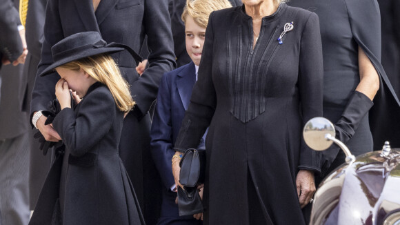 Charlotte de Galles vraiment en pleurs lors des funérailles d'Elizabeth II ? Une autre vérité expliquée