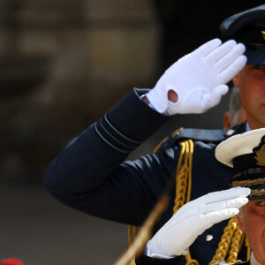 Le roi Charles III d'Angleterre et le prince William, prince de Galles arrivent à l'Abbaye de Westminster pour les funérailles d'Etat de la reine Elizabeth II à Londres, Royaume Uni, le 19 septembre 2022.