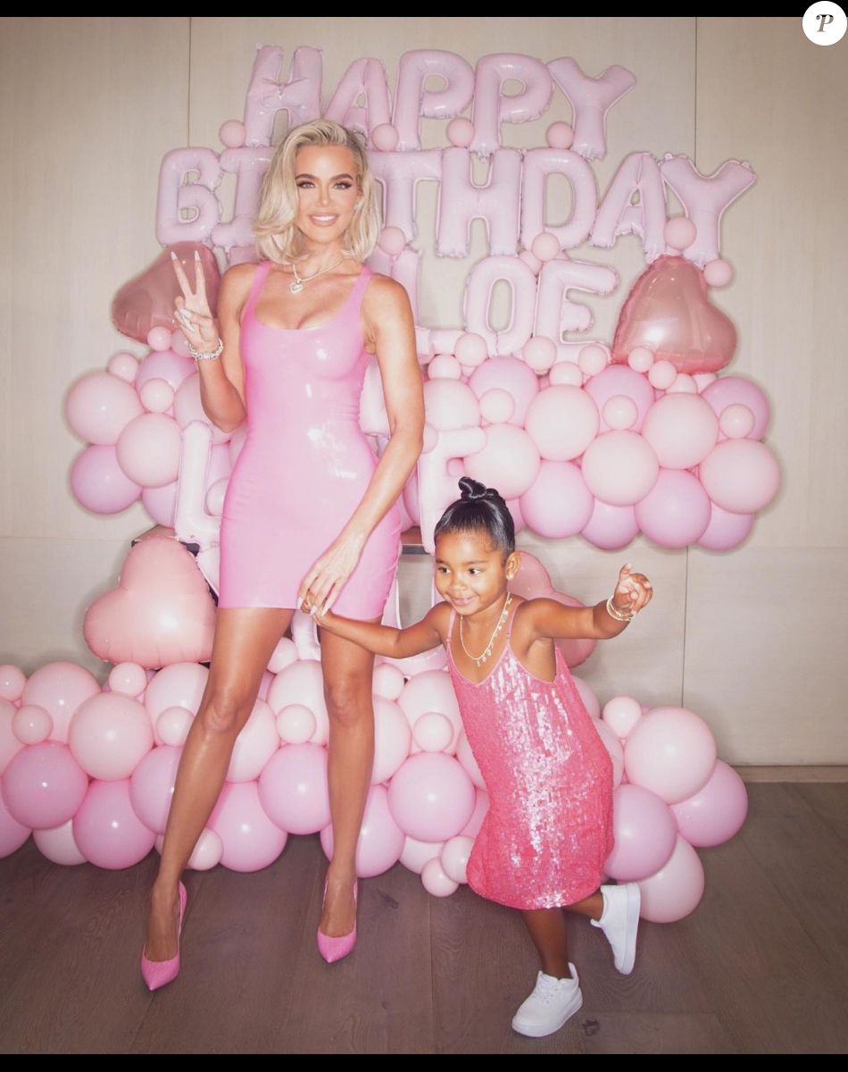 Khloé Kardashian et sa fille True, devenue grande soeur après la naissance de son fils @ Instagram / Khloé Kardashian
