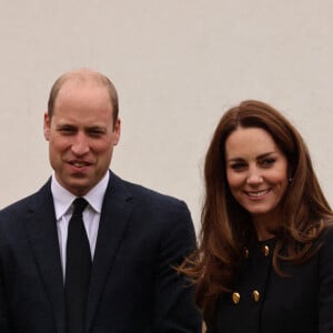 Le prince William, duc de Cambridge et Kate Middleton, duchesse de Cambridge, visitent le centre RAF Air Cadets à Londres, le 21 avril 2021, quelques jours après les obsèques du Prince Philip. 