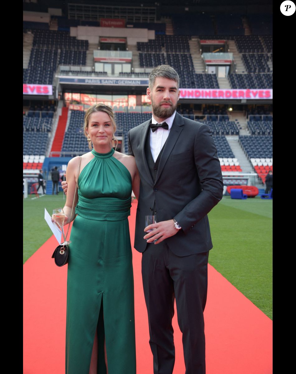 Exclusif - Luka Karabatic et sa compagne Jeny Priez - 5ème dîner de gala de la fondation Paris Saint-Germain au parc des Princes à Paris, France, le 15 mai 2018. © Rachid Bellak/Bestimage