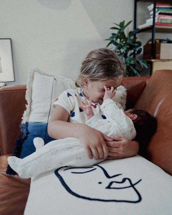 Dali, l'enfant de Luka Karabatic et Jenny Priez, fête ses 1 mois.
