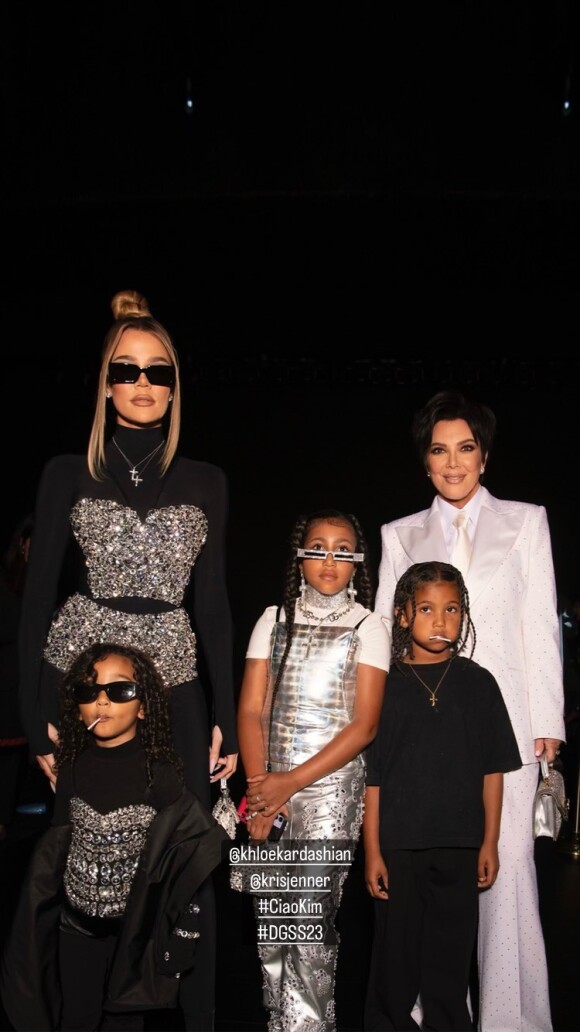 Khloe Kardashian, North, Chicago et Saint, les enfants de Kim Kardashian et Kris Jenner - Défilé Dolce & Gabbana collections automne-hiver 2023, à Milan.