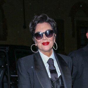 Kris Jenner arrive à la soirée "Dolce & Gabbana" lors de la Fashion Week de Milan (MLFW), le 24 septembre 2022.  Celebrities at a Dolce & Gabbana event during Milan Fashion Week. September 24th, 2022.