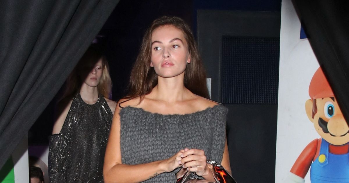 Thylane Blondeau Au Naturel Sans Maquillage Elle Fait La Fierté De Sa Maman Veronika Loubry 