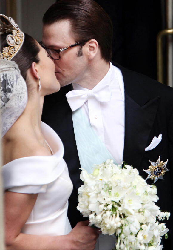 La princesse Victoria et le prince Daniel de Suède lors de leur mariage le 19 juin 2010. Photo Gustav Mårtensson