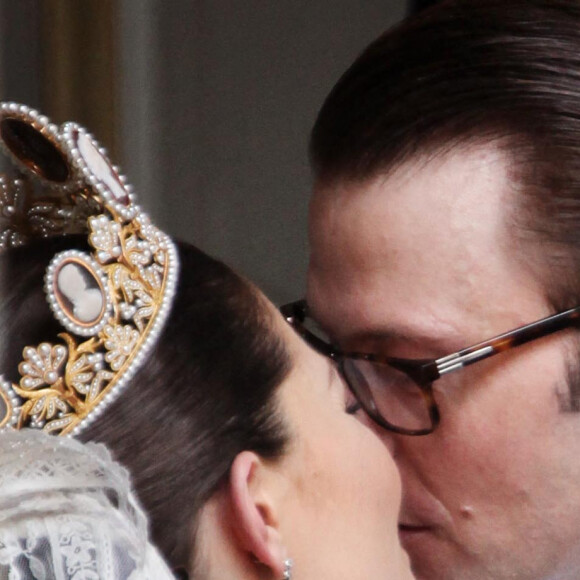 La princesse Victoria et le prince Daniel de Suède lors de leur mariage le 19 juin 2010. Photo Gustav Mårtensson