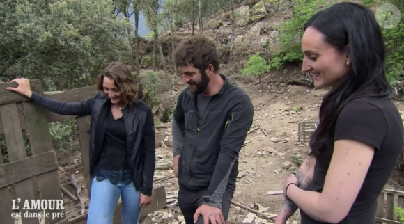 Sébastien à la ferme avec ses prétendantes dans "L'amour est dans le pré" - M6