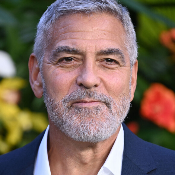George Clooney lors de la première mondiale du film Ticket to Paradise à Londres le 7 septembre 2022.
