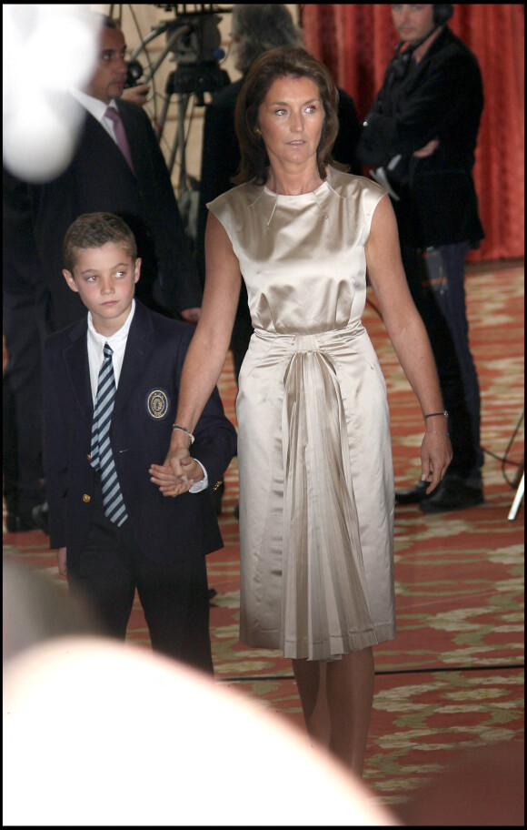 Cécilia et son fils Louis Sarkozy lors de l'allocution de Nicolas Sarkozy en tant que président de la république en 2007