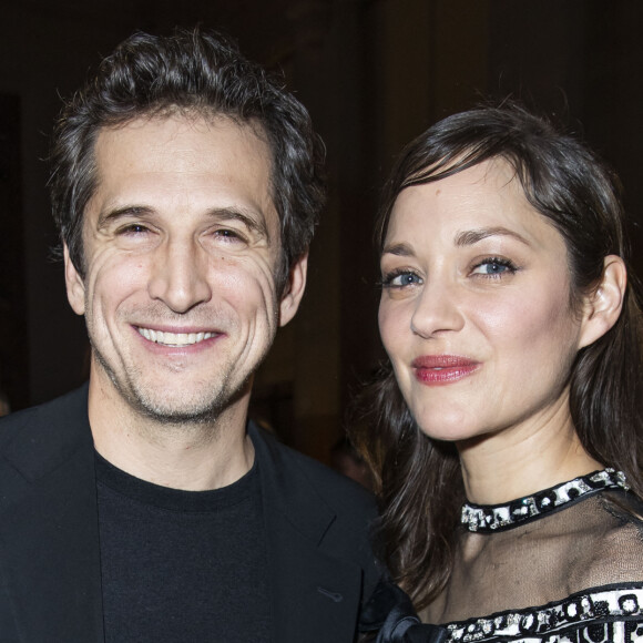 Guillaume Canet et sa compagne Marion Cotillard (en Chanel) - Intérieur du dîner Chanel des révélations César 2020 au Petit Palais à Paris. © Olivier Borde/Bestimage 