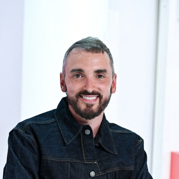 Exclusif - Christophe Willem - Enregistrement de l'émission "Vivement Dimanche" au Studio Gabriel à Paris, présentée par M.Drucker et diffusée le 11 septembre 2022 sur France 3 © Guillaume Gaffiot / Bestimage 
