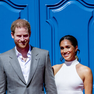 Le prince Harry, duc de Sussex et Meghan Markle, duchesse de Sussex, arrivent à l'hôtel de ville pour l'événement Invictus Games Dusseldorf 2023 One Year to Go, à Düsseldorf, Allemagne, le 6 septembre 2022. 