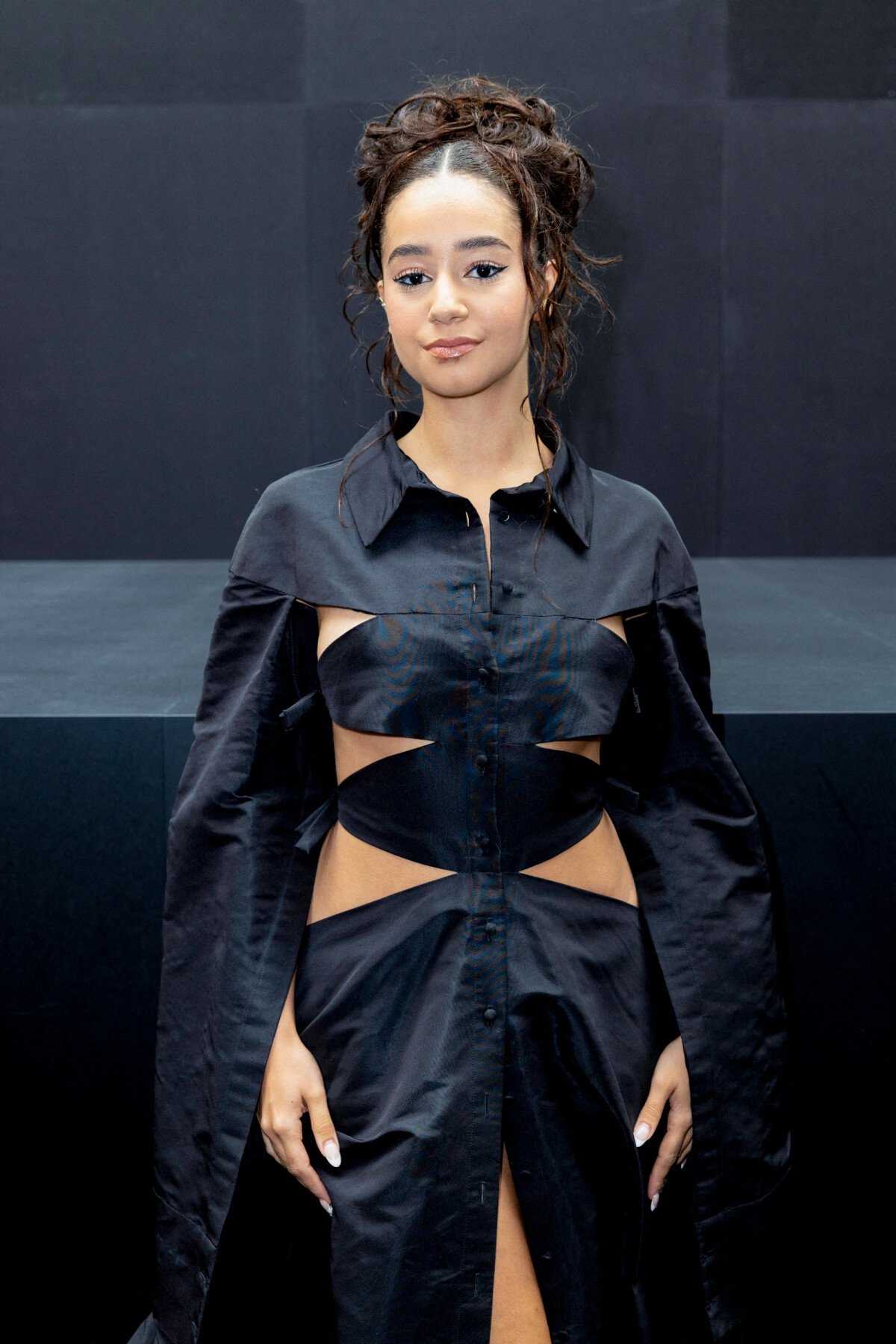 Photo : Léna Situations (Léna Mahfouf) - Photocall du défilé Valentino  Collection Femme Prêt-à-porter Printemps/Eté 2023 lors de la Fashion Week  de Paris (PFW), France, le 2 octobre 2022. - Purepeople