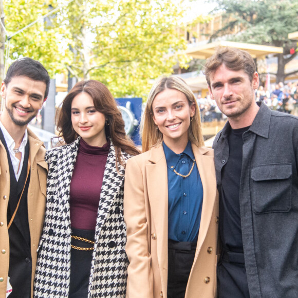 Inès Vandamme Billy Crawford - Prix Qatar Prix de l'Arc de Triomphe à l'hippodrome de ParisLongchamp, le 2 octobre 2022. 