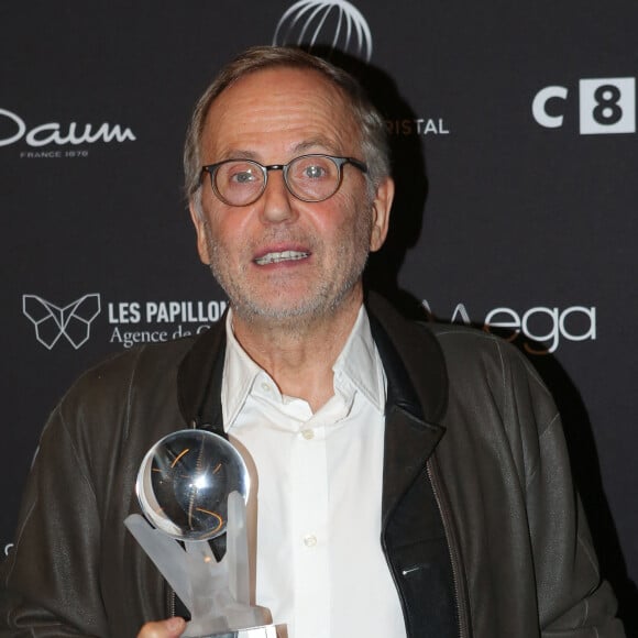 Fabrice Luchini à la press Room de la cérémonie des Globes de Cristal au Lido à Paris. © CVS / Bestimage