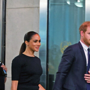 Le prince Harry, duc de Sussex et Meghan Markle, duchesse de Sussex, lors de la célébration du "Nelson Mandela International Day" au siège de l'ONU à New York. Le Prix Nelson Mandela des Nations Unies 2020 a été décerné à Mme Marianna V. Vardinoyannis de Grèce et au Dr Morissanda Kouyate de Guinée. New York, le 18 juillet 2022. 