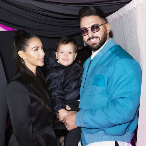 Exclusif - Nabilla Benattia, son mari Thomas Vergara et leur fils Milann - Nabilla Benattia, son mari Thomas Vergara et leur fils Milann posent lors de l'avant première du documentaire "Nabilla sans filtre" (Amazon Prime Vidéo) à Paris. © Jack Tribeca / Bestimage 